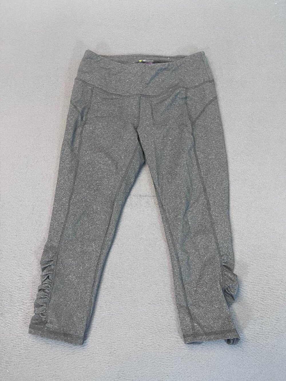 TEK GEAR Shapewear Grey Capri Leggings Womens Medium Ruched Crop Ruffle Scrunch